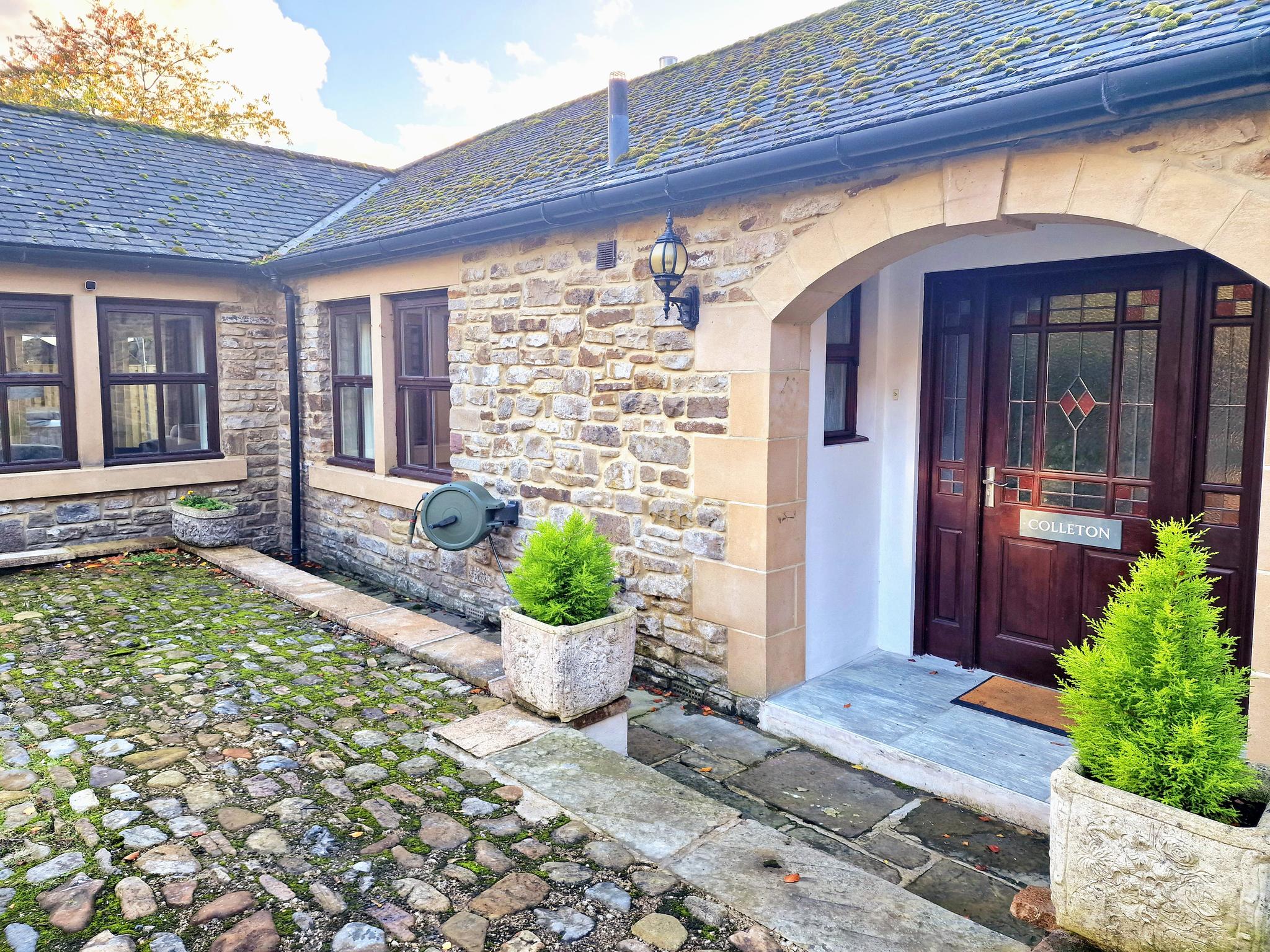 Colleton Cottage at Lovelady Shield2